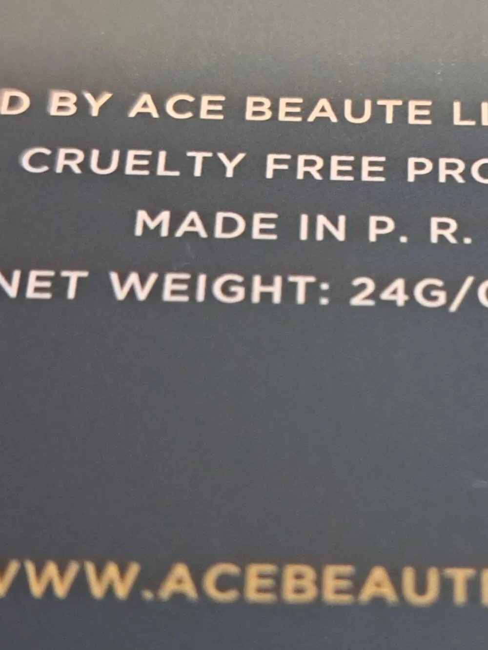 ACE BEAUTE Nostalgia Eyeshadow Palette